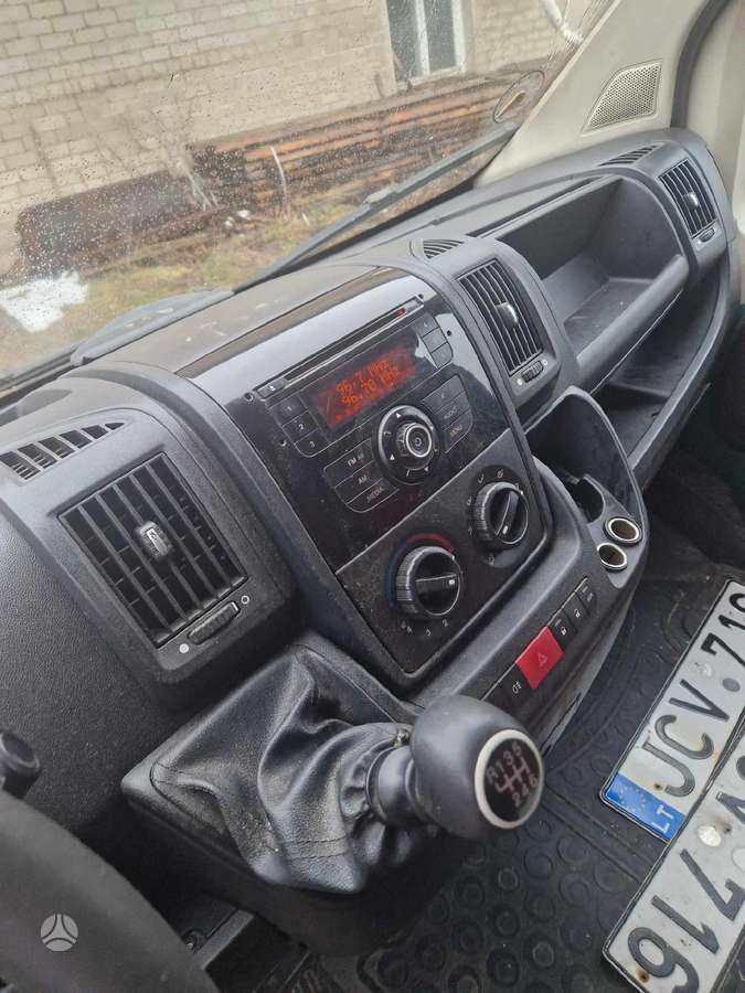 Fiat Ducato, krovininiai mikroautobusai