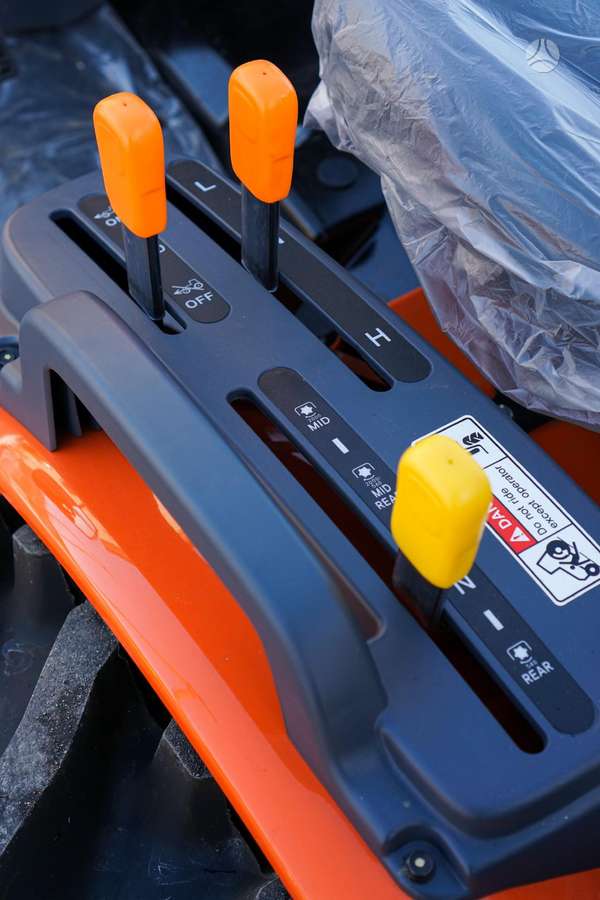 Hinomoto HM-255 (HST), тракторы
