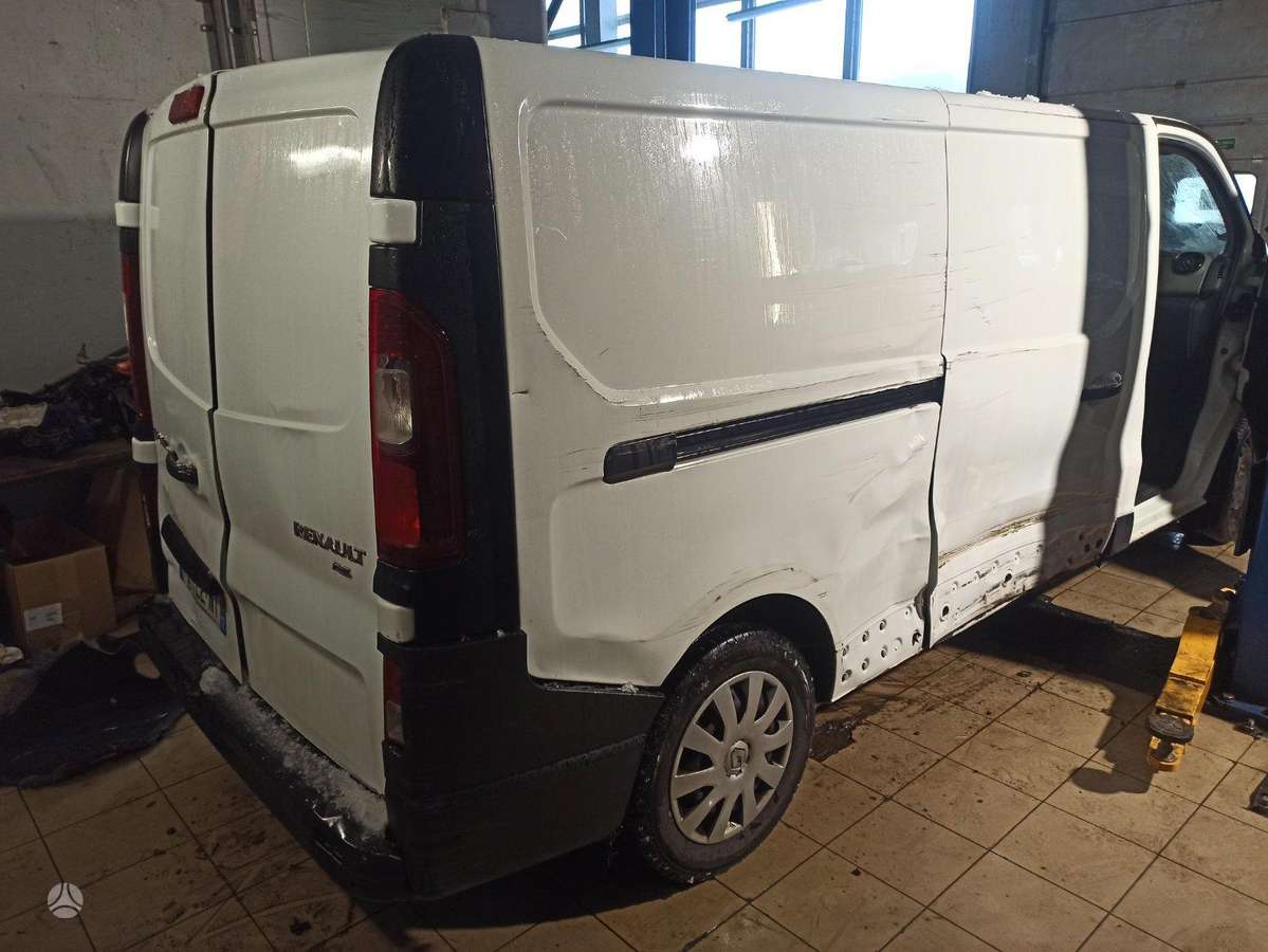 Renault Trafic, krovininiai mikroautobusai