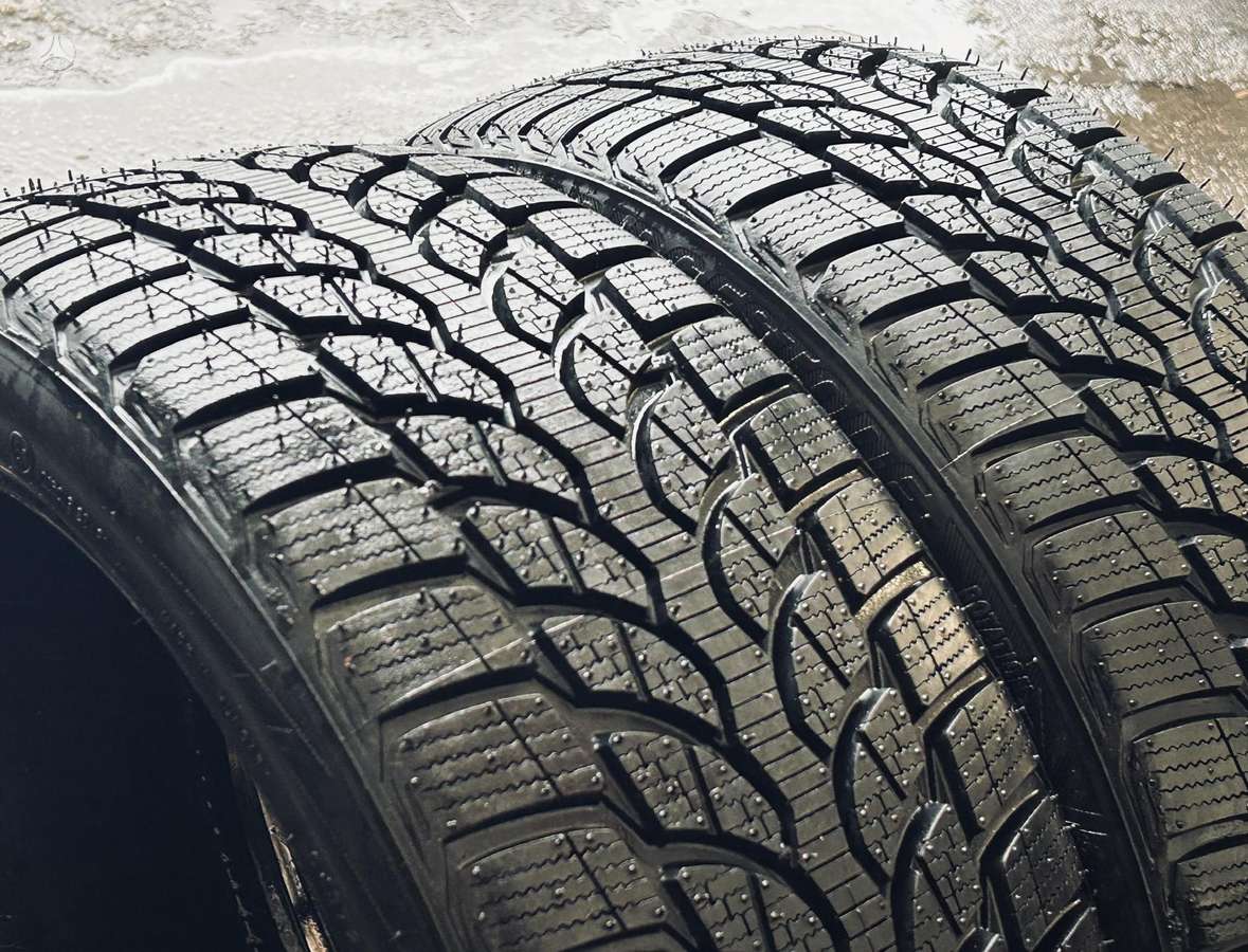 Bridgestone Blizzak LM-32, winter 215/40 R17