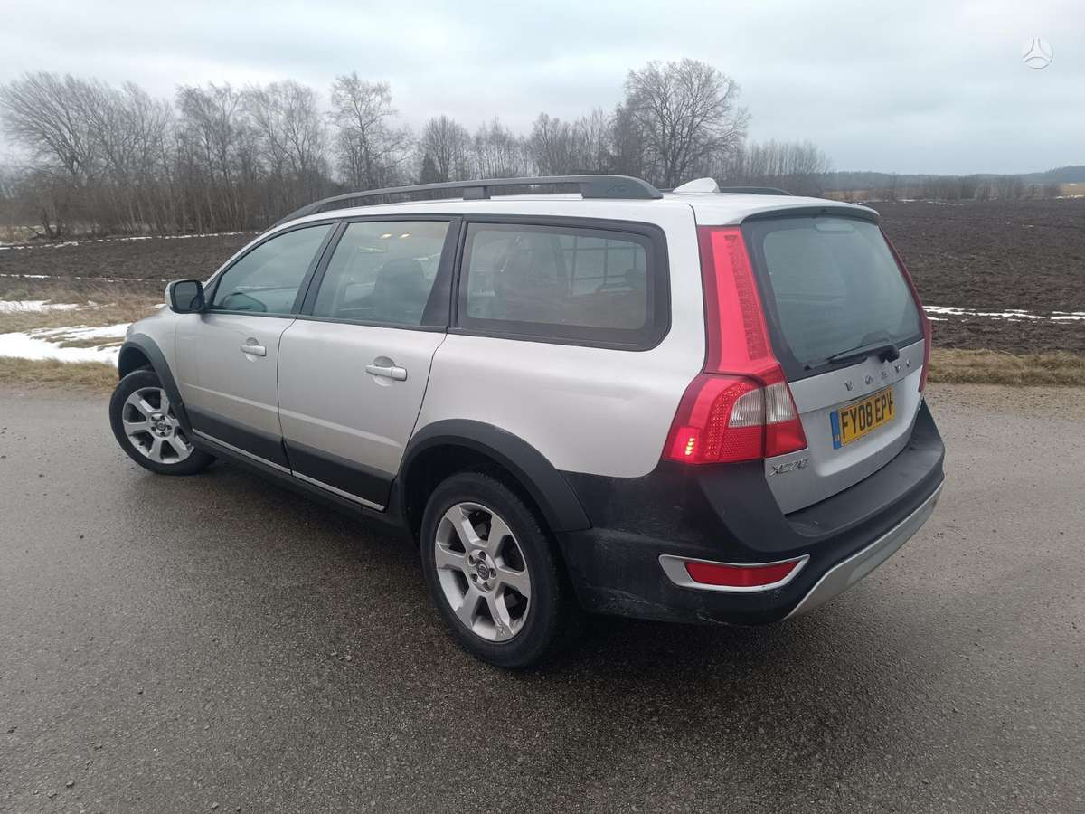Volvo XC70
