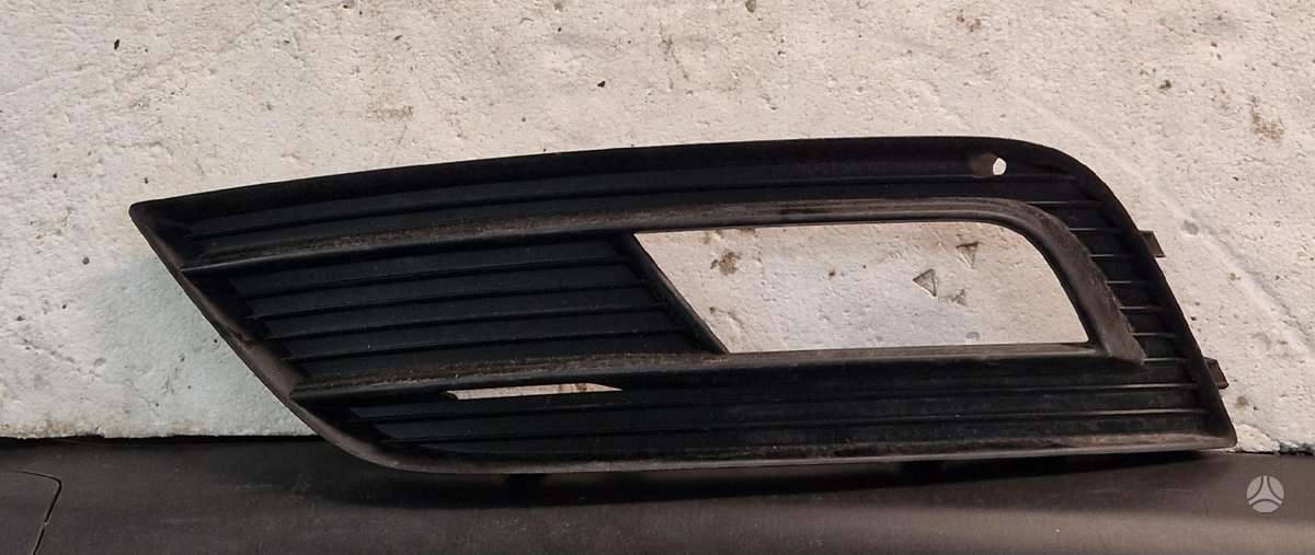 Audi A4 kėbulo dalys
