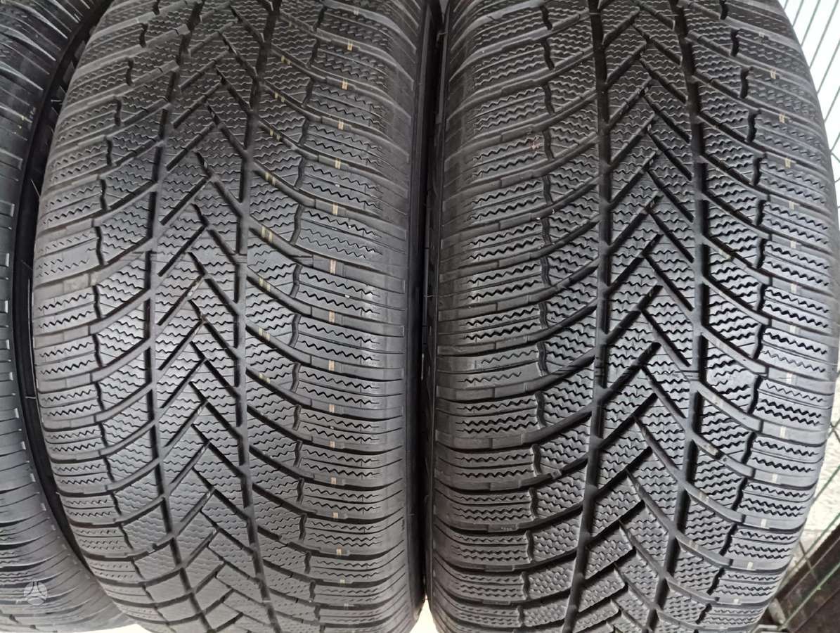 Bridgestone Blizzak lm005, зимние 255/55 R19