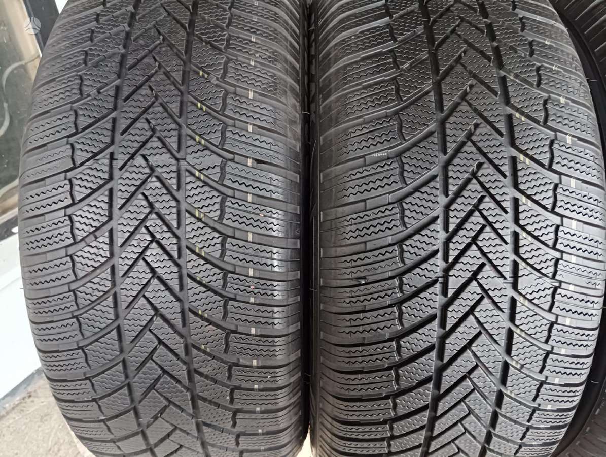 Bridgestone Blizzak lm005, winter 255/55 R19