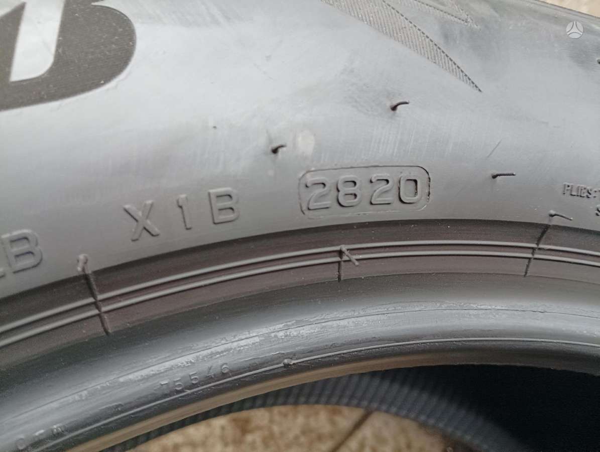 Bridgestone Blizzak lm005, зимние 255/55 R19