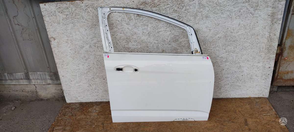 Ford C-MAX Cen12522