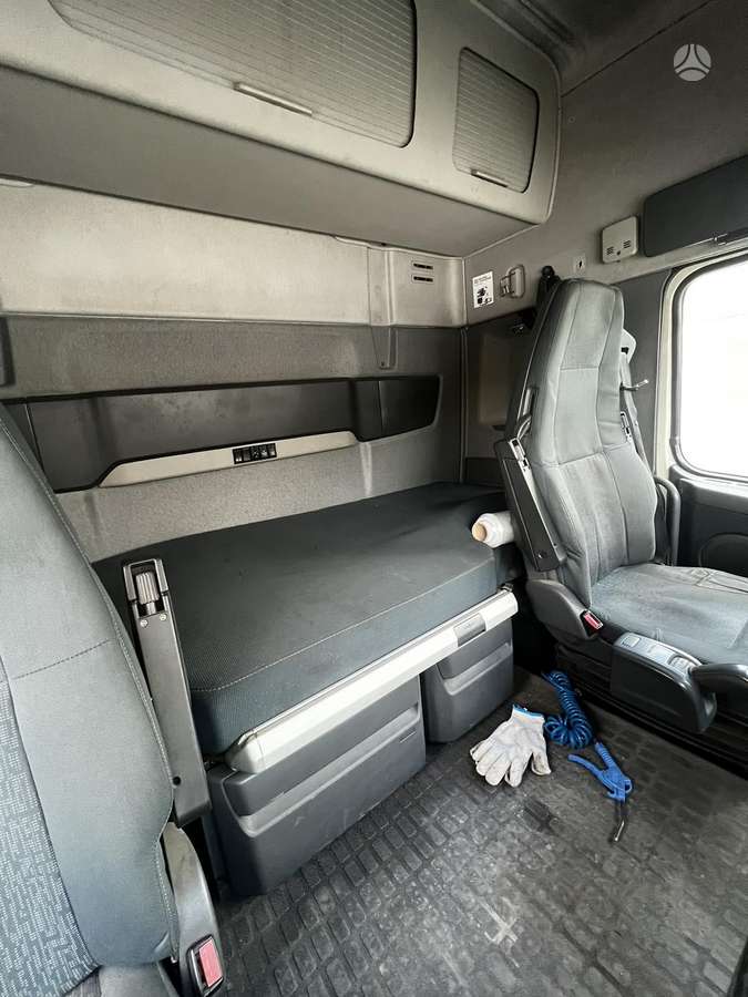 Volvo FH 42T, тягачи
