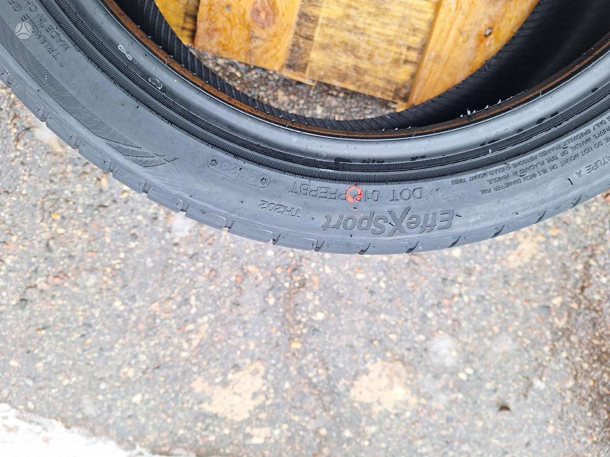 Triangle, summer 205/45 R16