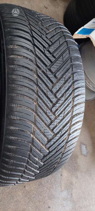 Hankook, всесезонные 245/40 R19