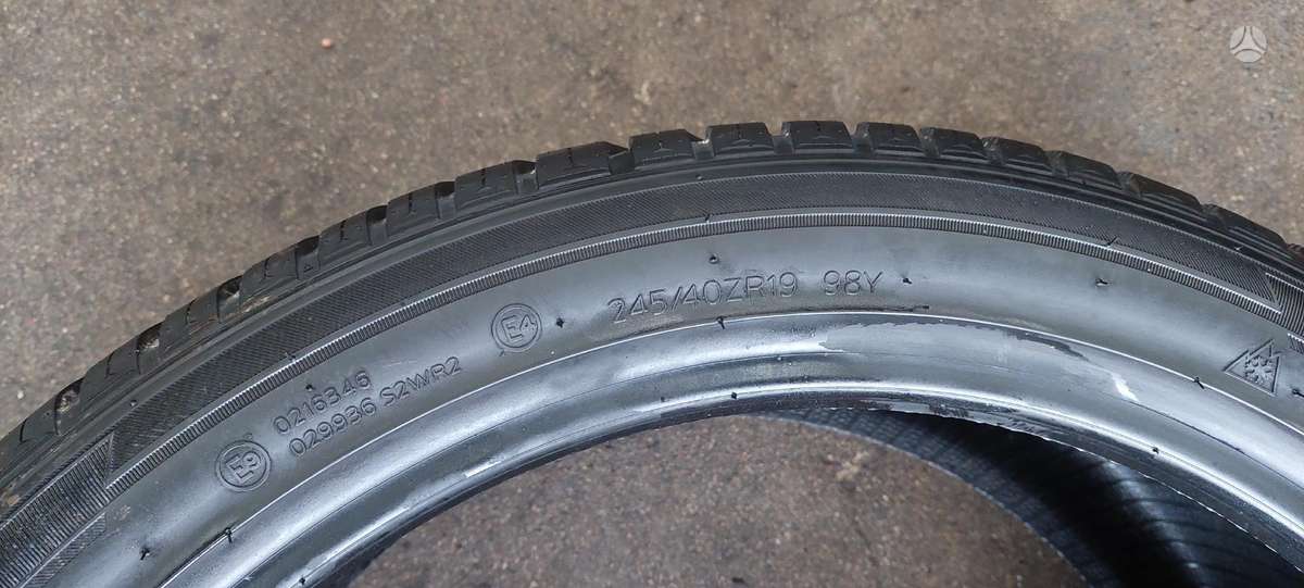Hankook, universalios 245/40 R19