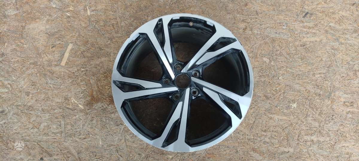 Audi e-tron, 4J3601025AP, Cen12621