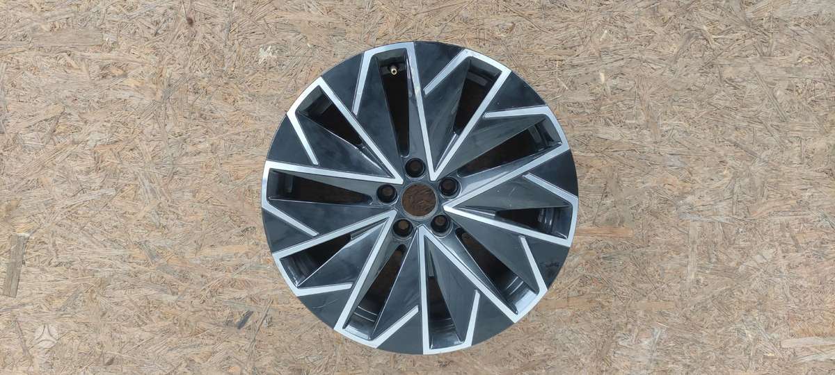 Skoda Kamiq, 658601025F, Cen12645