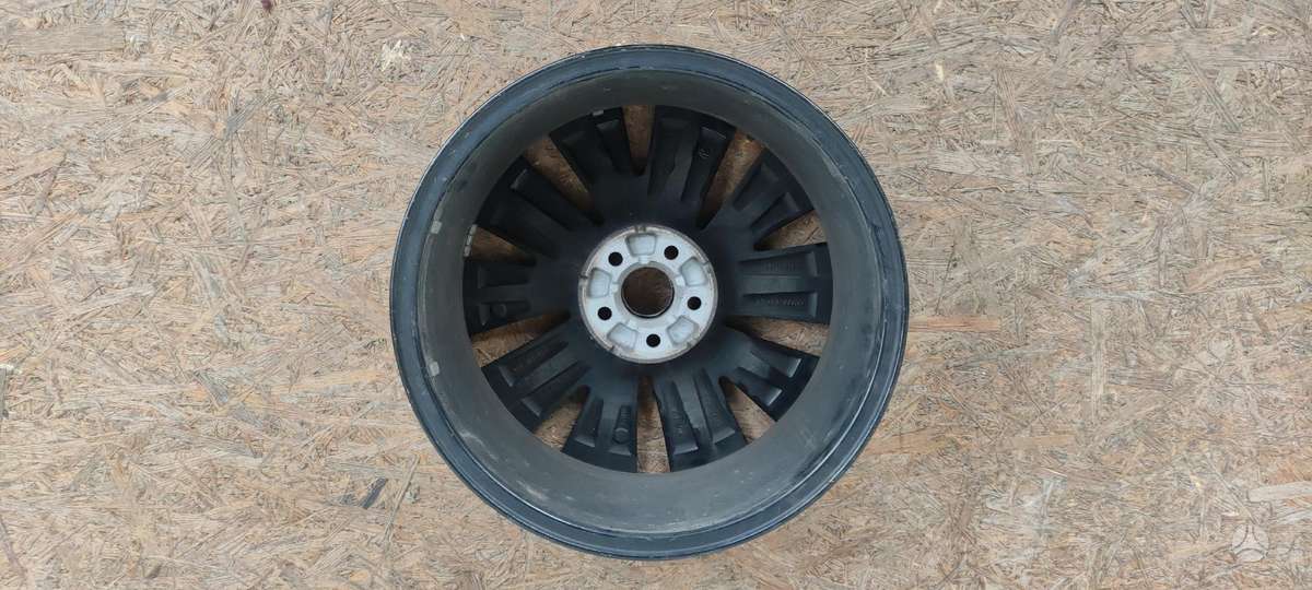 Skoda Kamiq, 658601025F, Cen12645