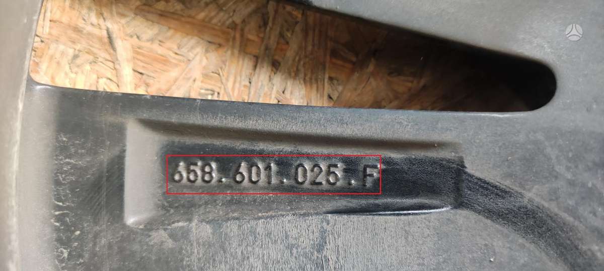 Skoda Kamiq, 658601025F, Cen12645