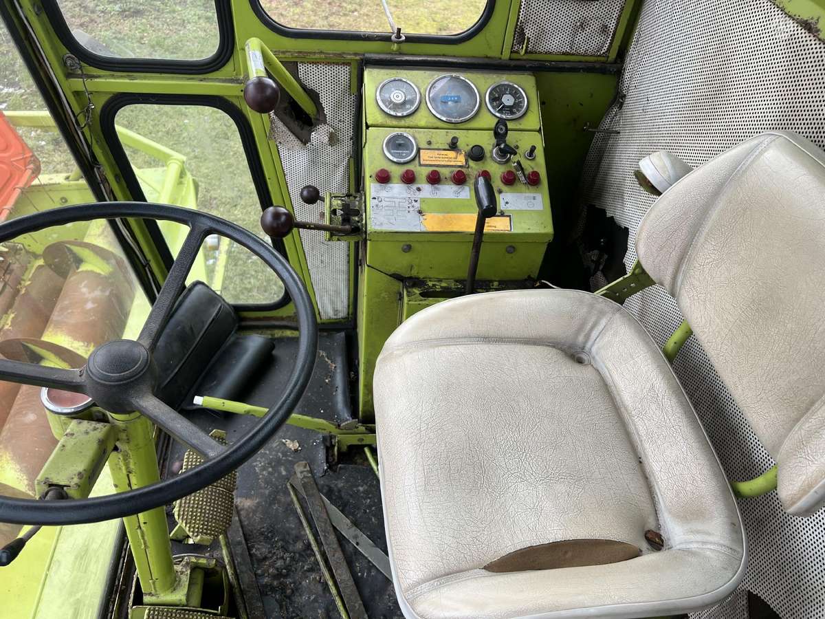 Claas Dominator 85, kombaini