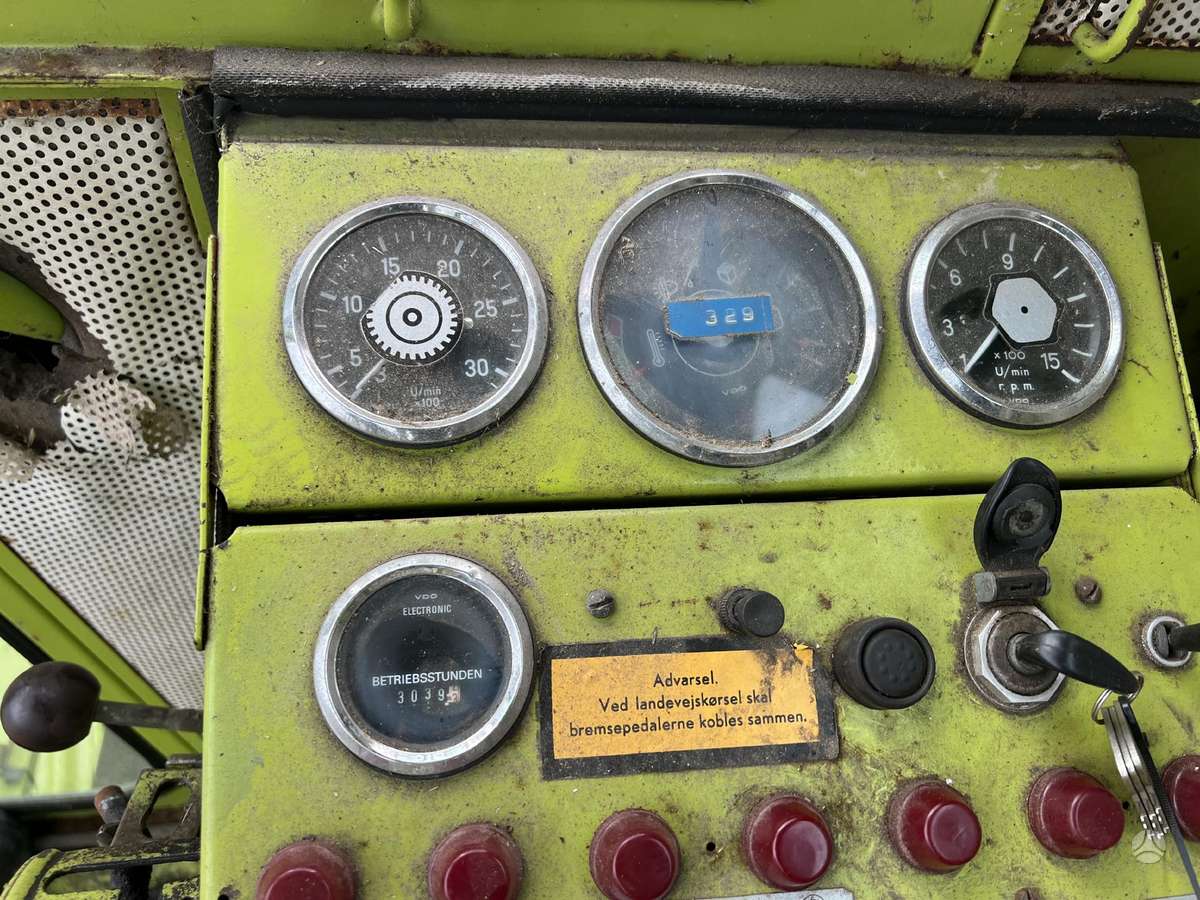 Claas Dominator 85, kombaini