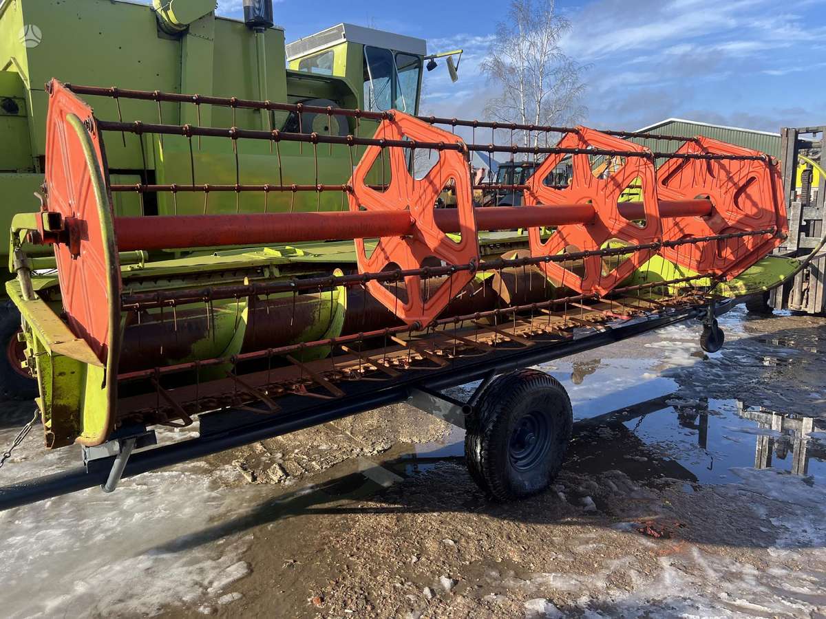 Claas Dominator 85, kombaini