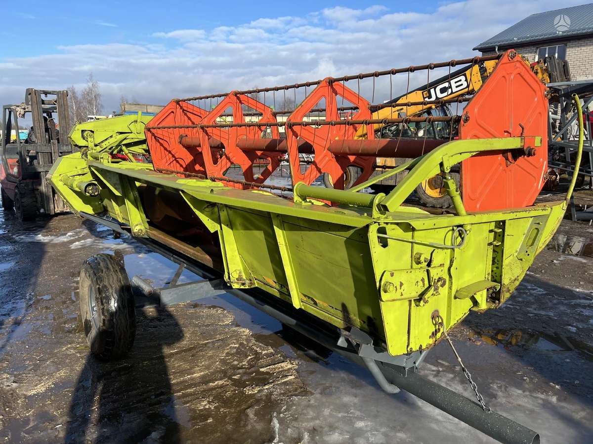 Claas Dominator 85, kombaini