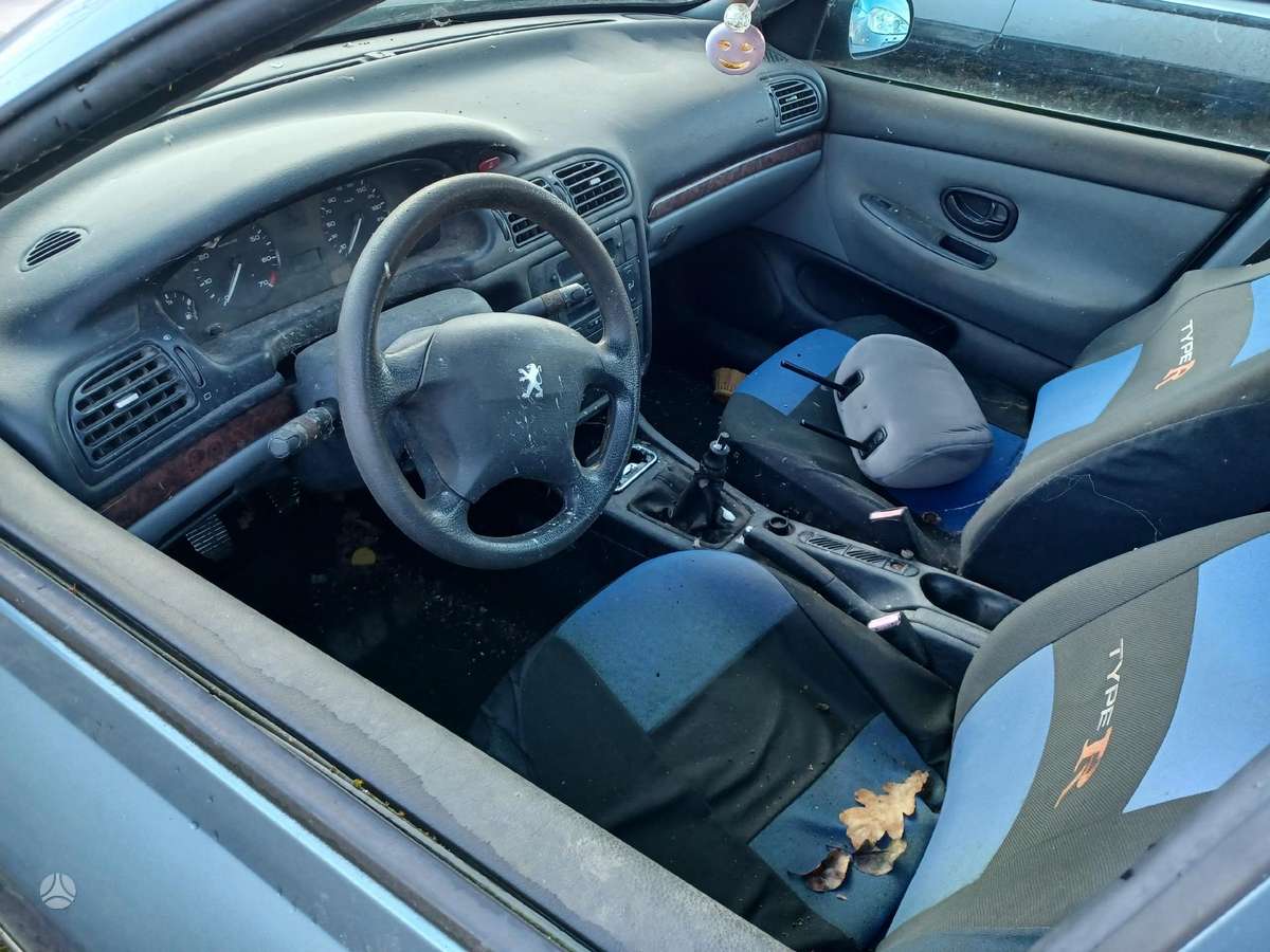 Peugeot 406