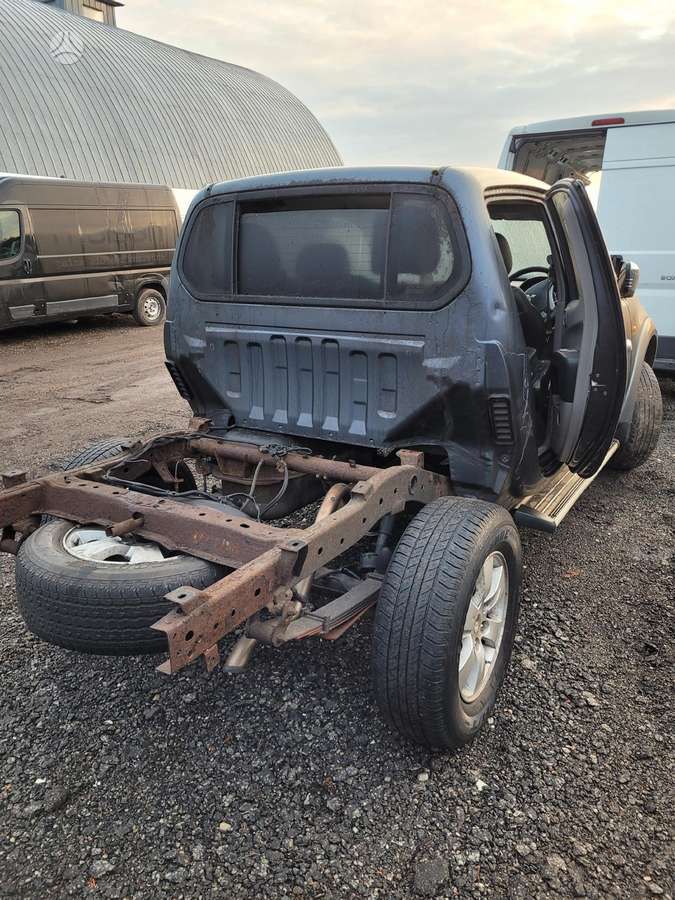 Mitsubishi L200