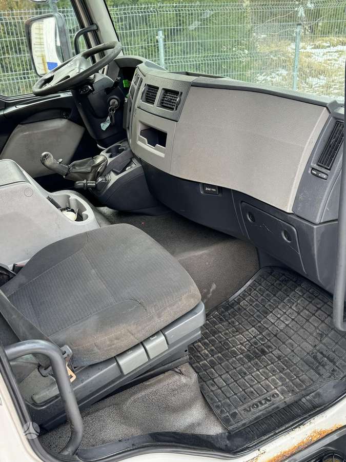 Volvo FL240, trucks