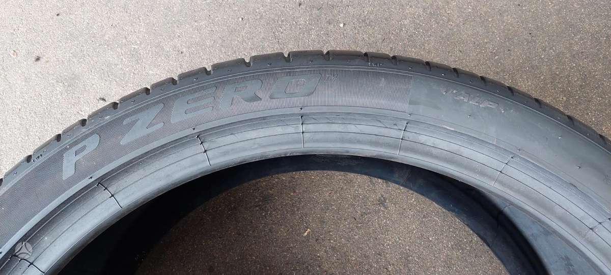 Pirelli, summer 325/30 R23