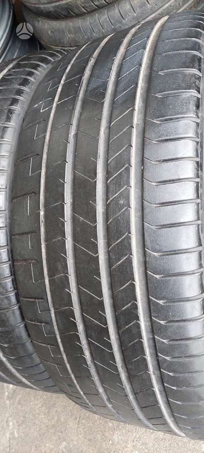 Pirelli, vasaras 285/35 R23