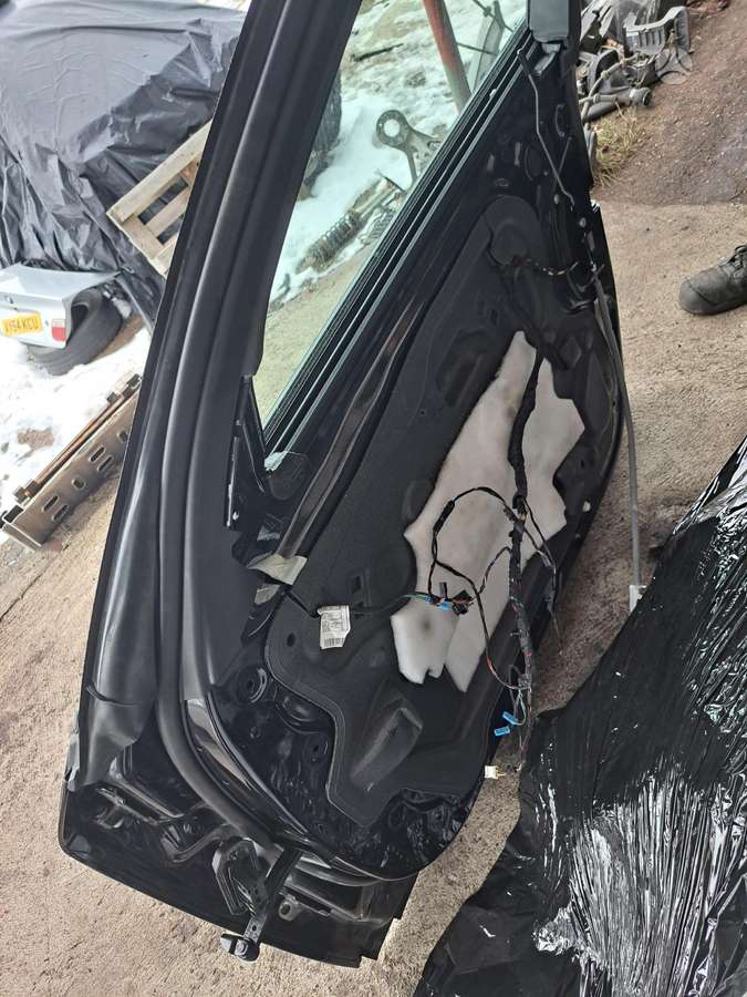 BMW 5 serija Tik dešines pilnos durys 150