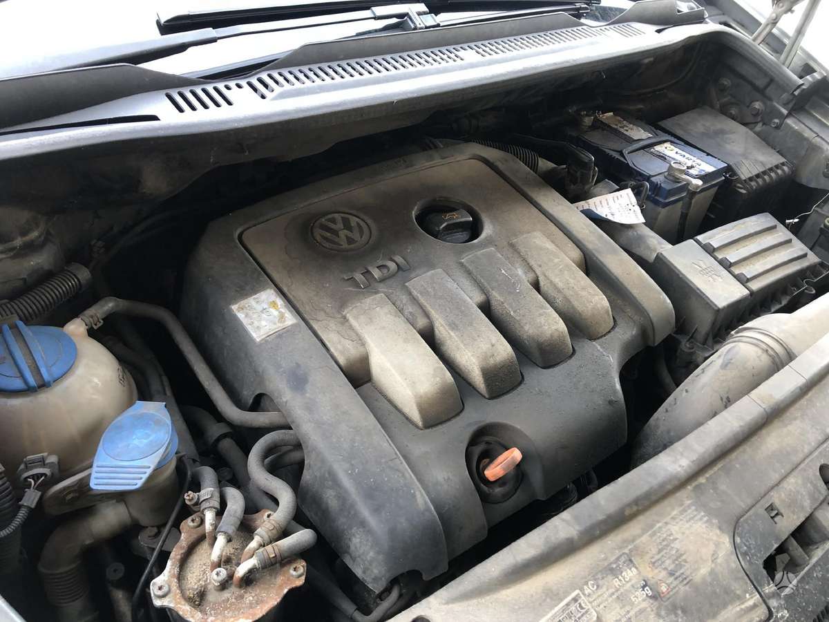 Volkswagen Touran dalimis
