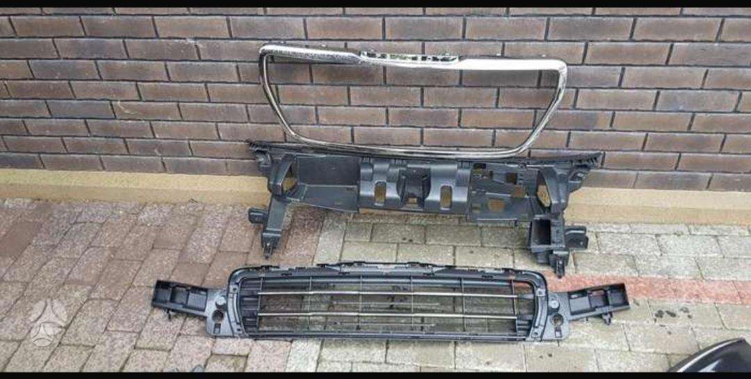 Peugeot 3008 kėbulo dalys