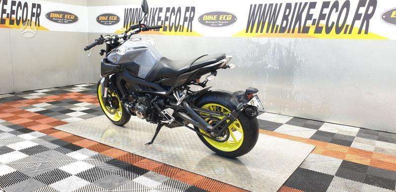 Yamaha MT, street / classic