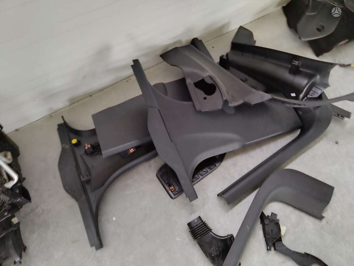 Ford Focus body parts