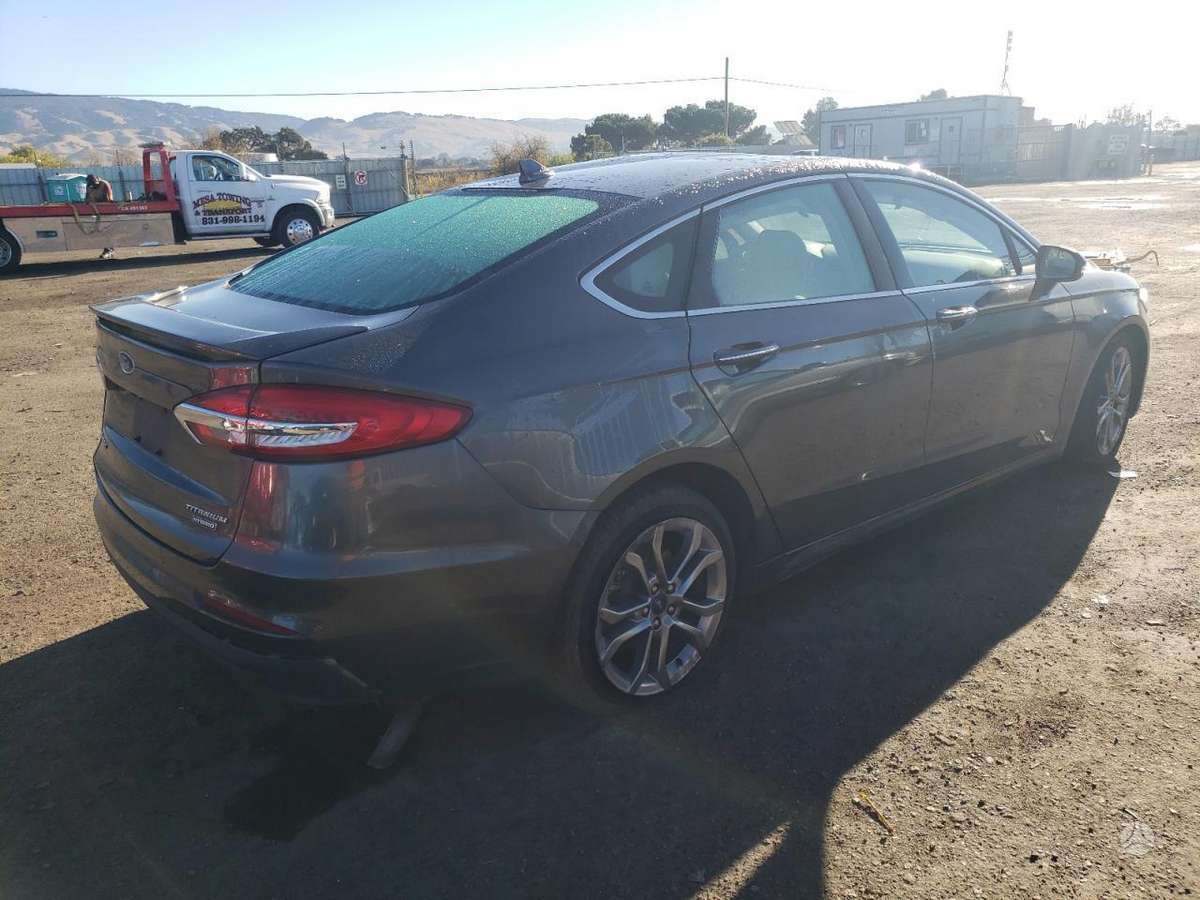 Ford Fusion