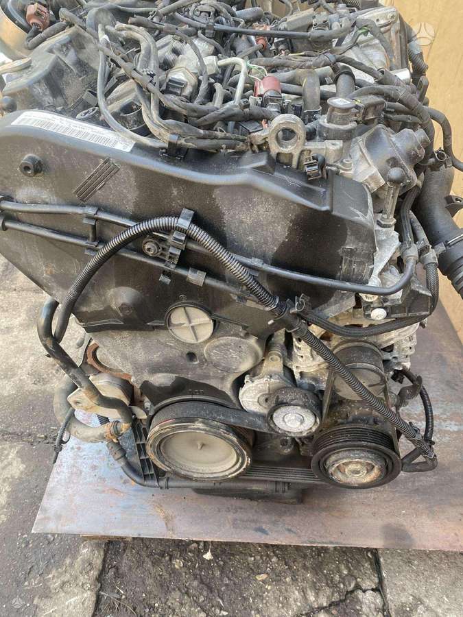 Audi A4 Det kodu pilnas variklis su automatine deze 2