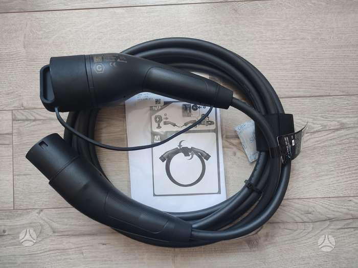 Volvo XC40 elektros sistemos dalys