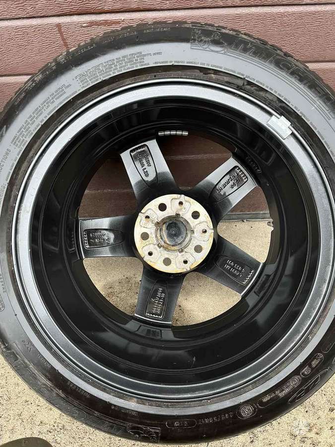 BMW, lengvojo lydinio, R17