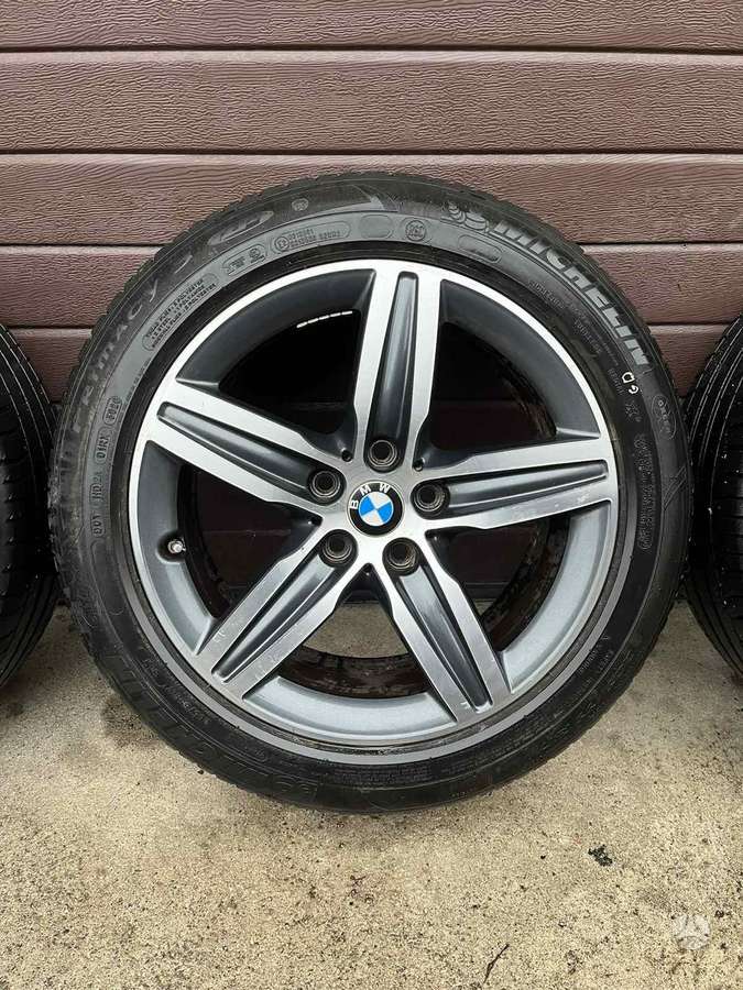 BMW, lengvojo lydinio, R17