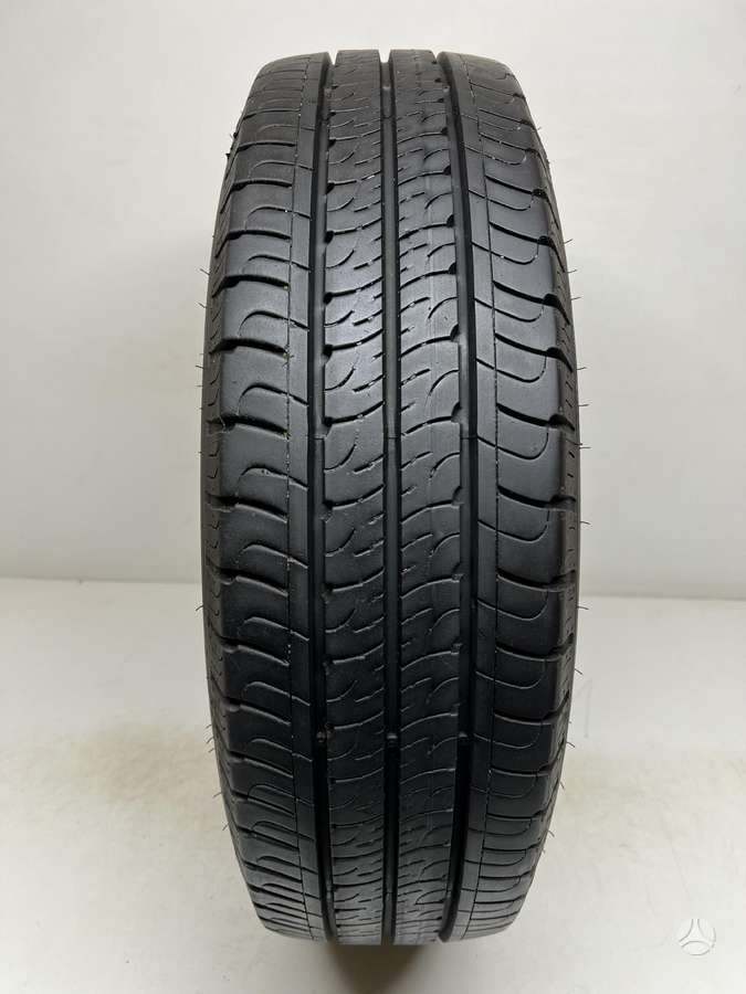 Goodyear Efficient Grip Cargo 2 2021m, летние 205/75 R16