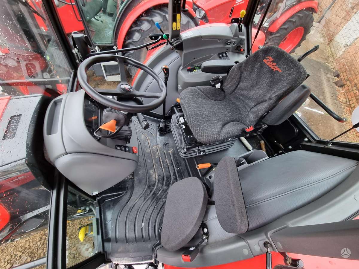 Zetor Forterra HSX 140, tractors