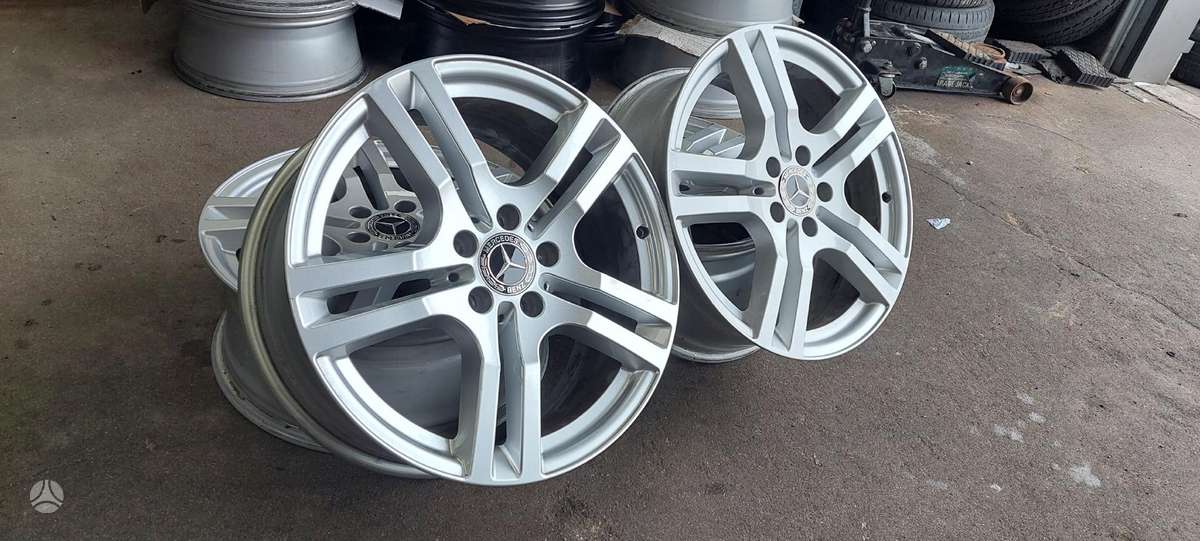 Mercedes-Benz, light alloy, R18