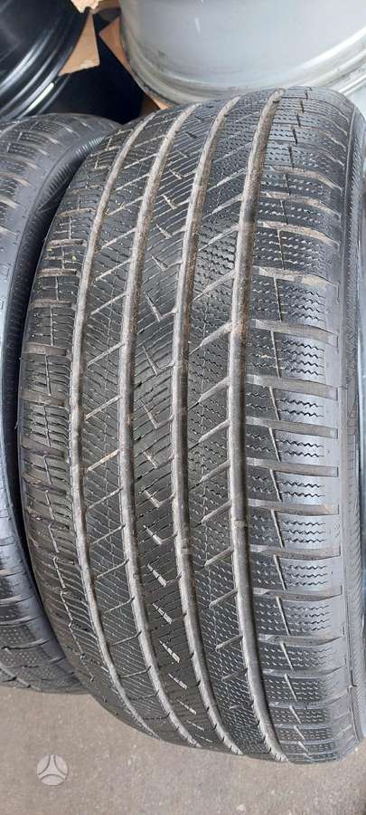 Vredestein, всесезонные 255/45 R19