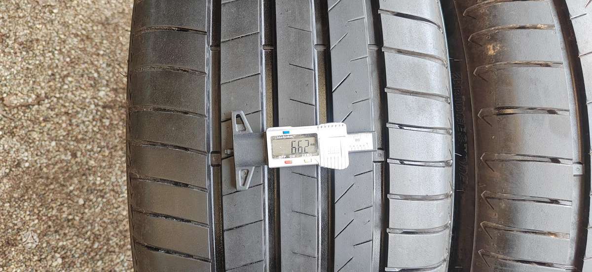 Bridgestone Turanza T005, summer 285/35 R22