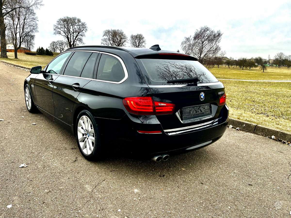 BMW 520, 2.0 l., wagon