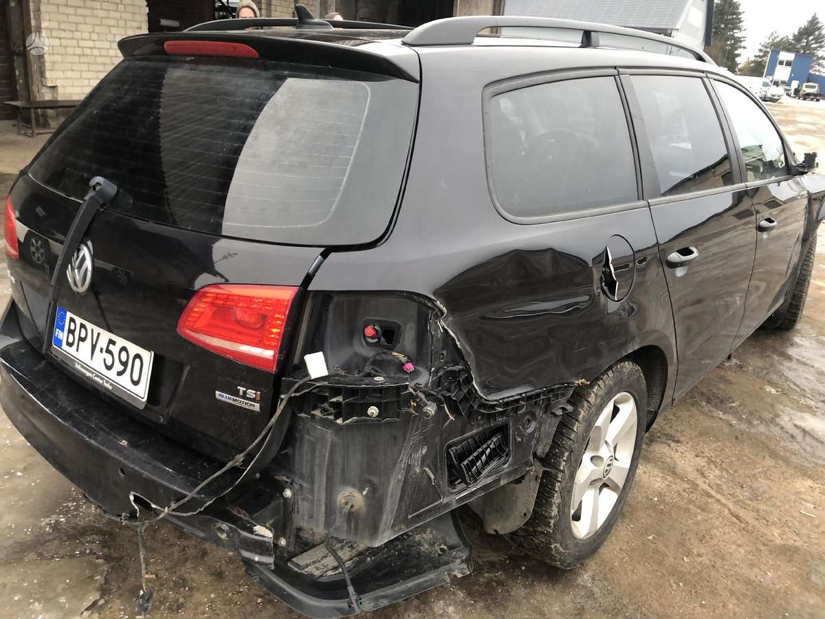 Volkswagen Passat по частям