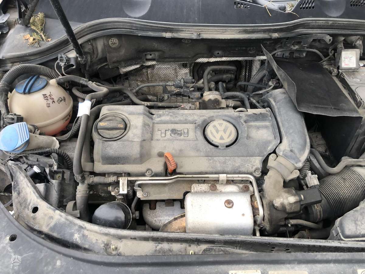 Volkswagen Passat for parts