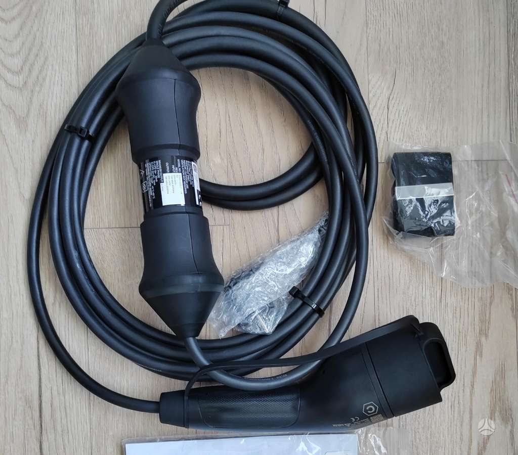 Volvo XC40 elektros sistemos dalys