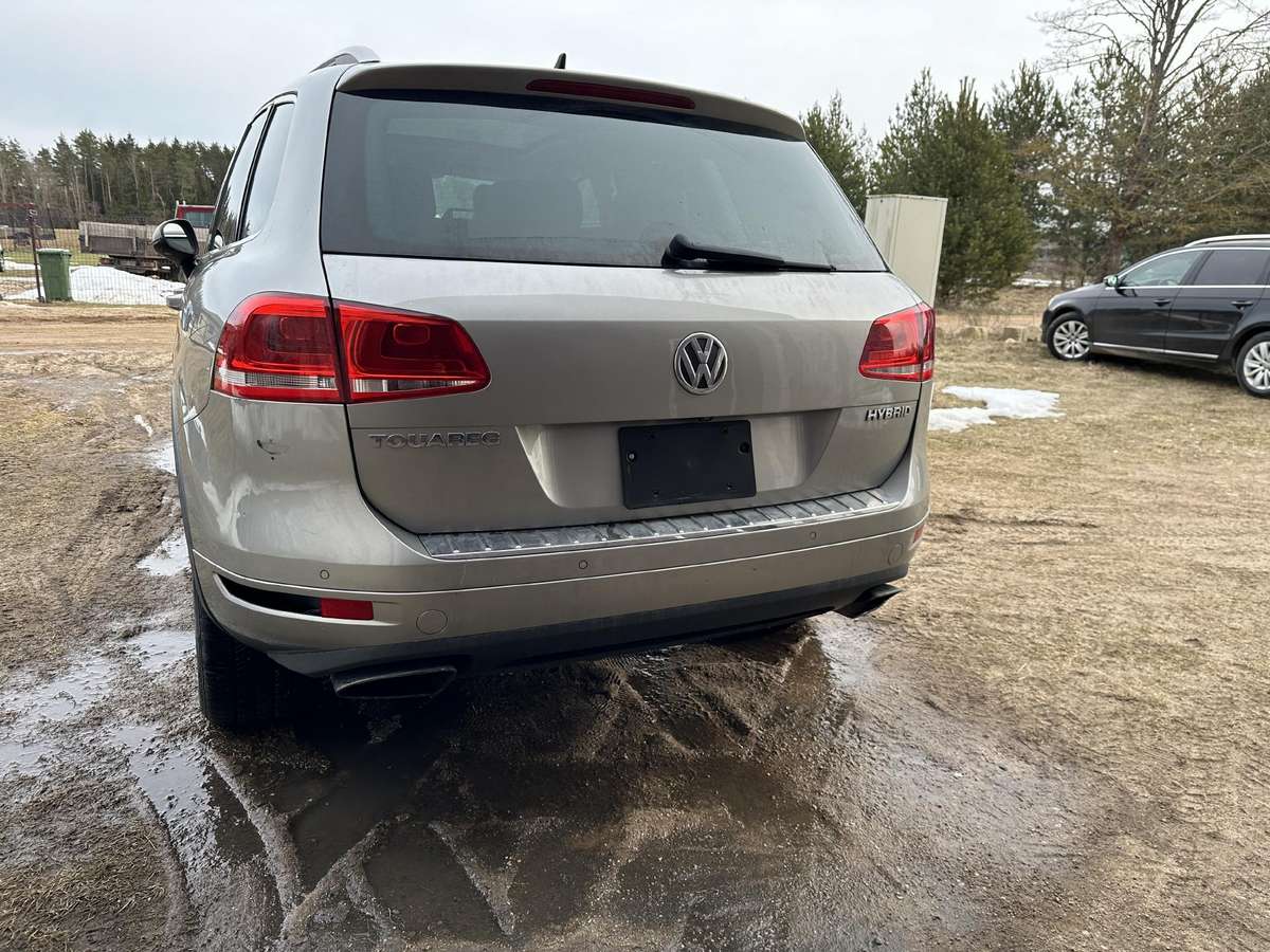 Volkswagen Touareg по частям