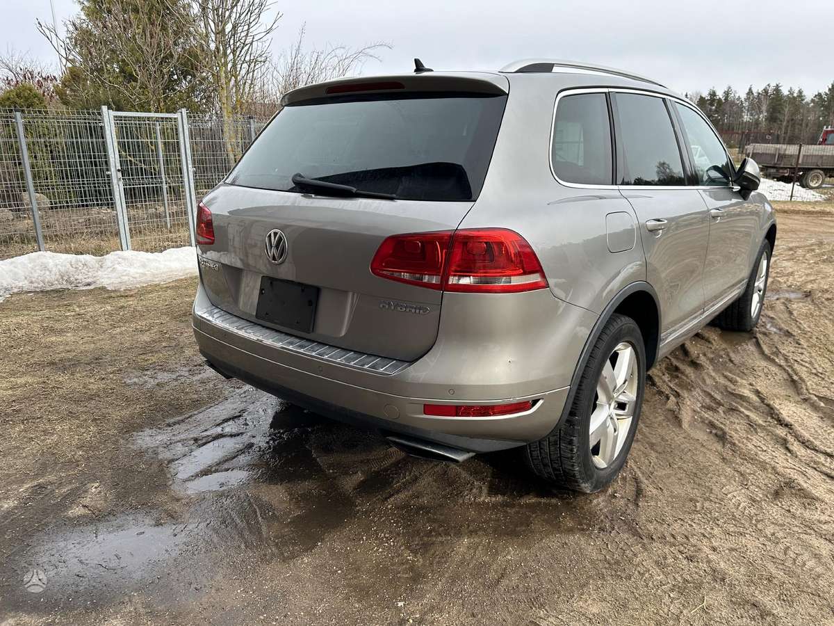 Volkswagen Touareg по частям