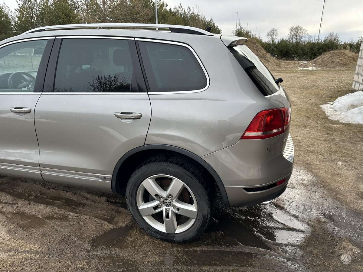Volkswagen Touareg по частям