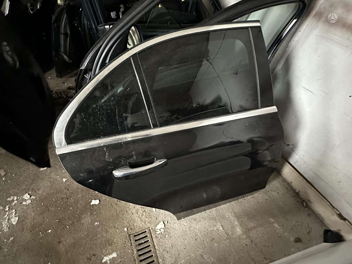 Mercedes-Benz C220